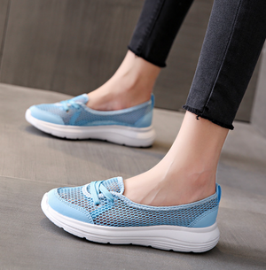 2023 New-in🔥Women's Summer Walking Shoes, Breathable Arch Support Insole Slip-on Shoes